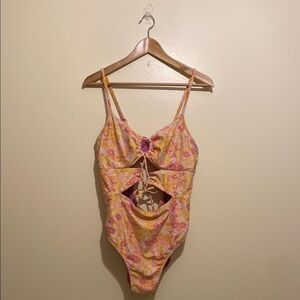 BLU C Floral One Piece Swimsuit. Size XL